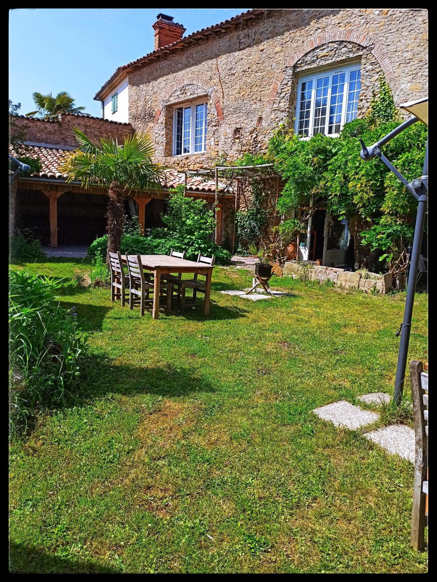 Bed and Breakfast Le Dinanga Léran Exterior foto